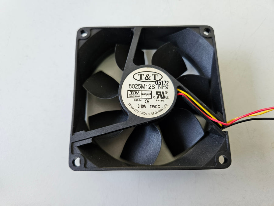 T&T 12VDC 0.19A 80mm 3Wire Case Cooling Fan ( 8025M12S ) USED