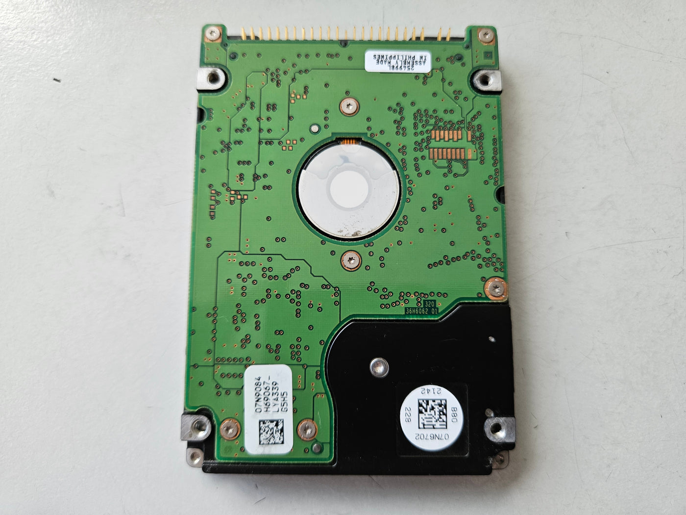 Hitachi 20GB Travelstar 40GN 4200RPM IDE 2.5" HDD ( 07N8668 IC25N020ATCS04-0 ) USED