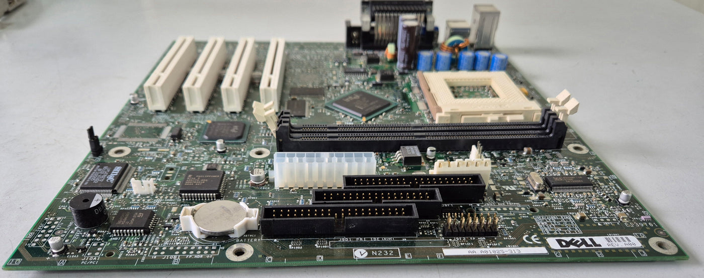 Dell Intel PGA370 4 PCI System Board ( A01025-313 A02456-001 ) USED