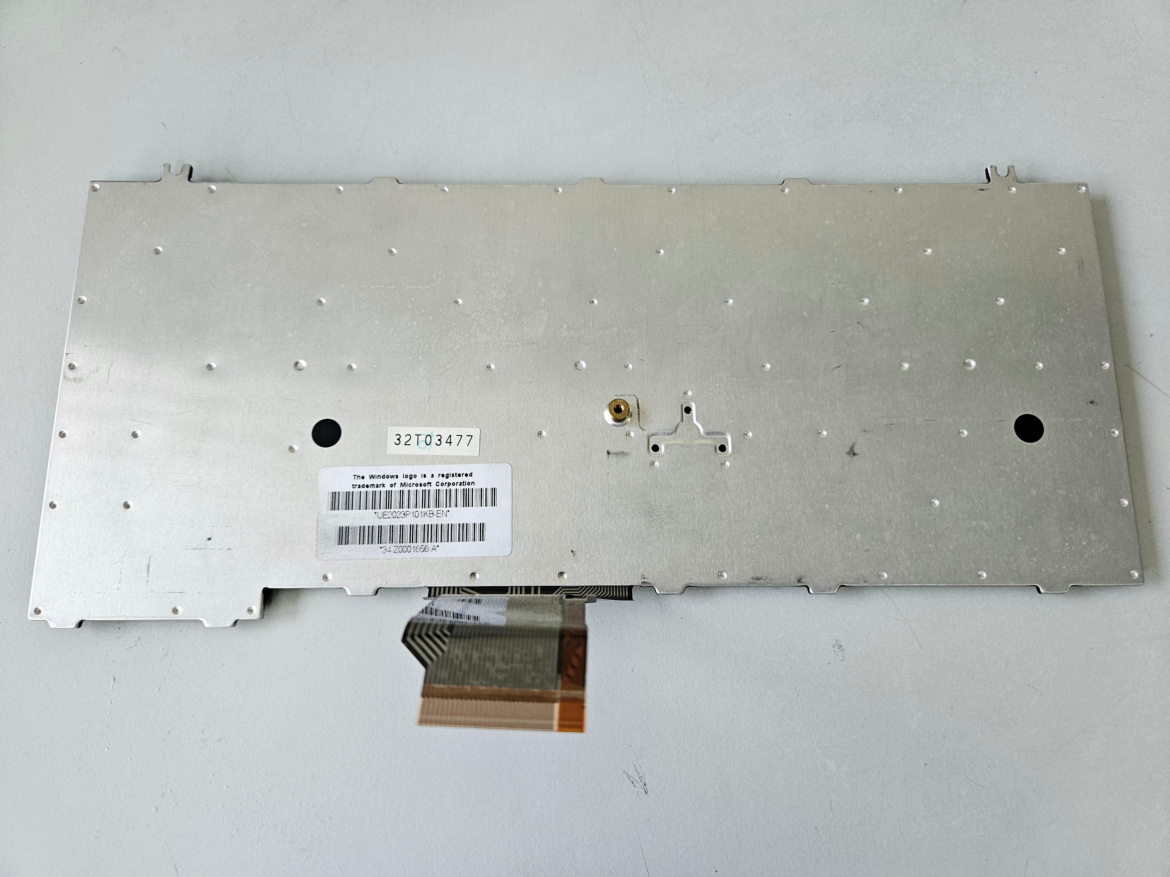 Toshiba Tecra 9000/9100 UK Keyboard ( UE2023P101KB-EN ) REF