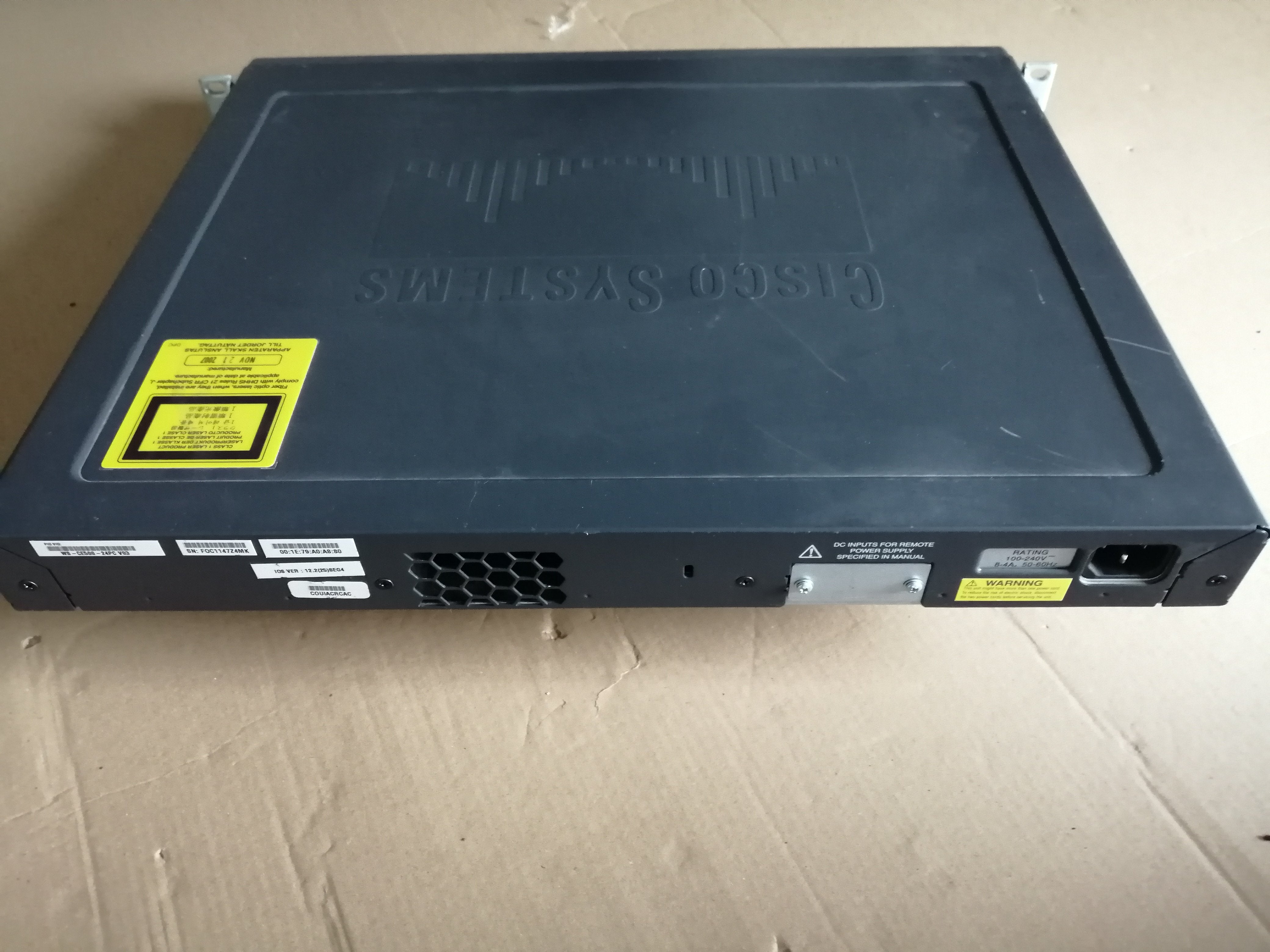 CISCO CATALYST EXPRESS 24 PORT SWITCH  ( WS CE500 24PC V03 USED)