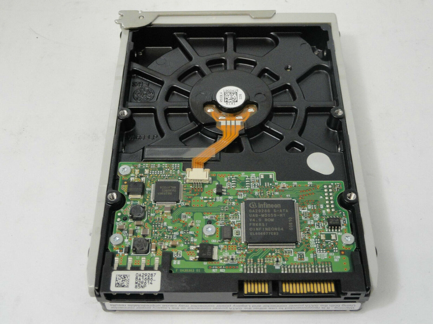 Hitachi Sun 80GB SATA 7200rpm HDD ( HDS728080PLA380 0A32934 390-0302-02 540-6644-01 ) REF