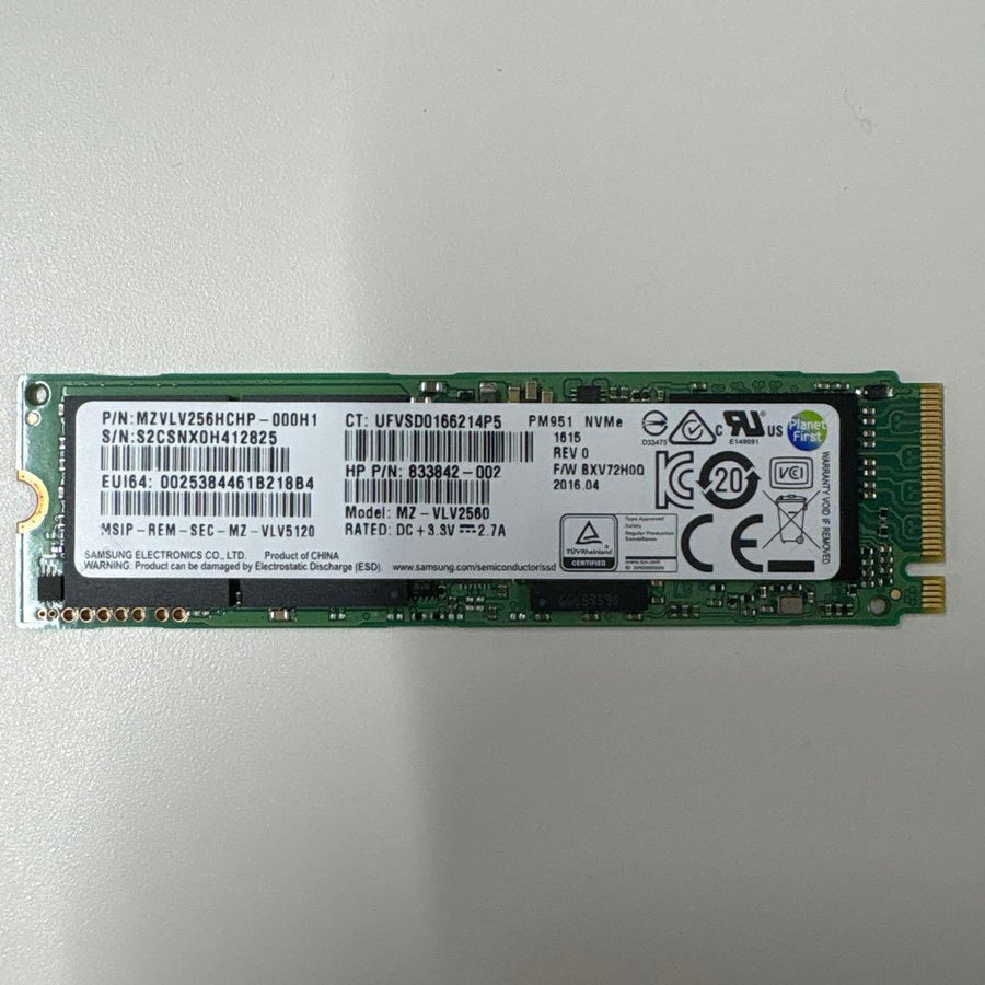 Samsung MZ-VLV2560 PM951 256GB NVMe PCIe Gen3 x4 M.2 2280 SSD ( MZVLV256HCHP-000H1 833842-002 ) REF