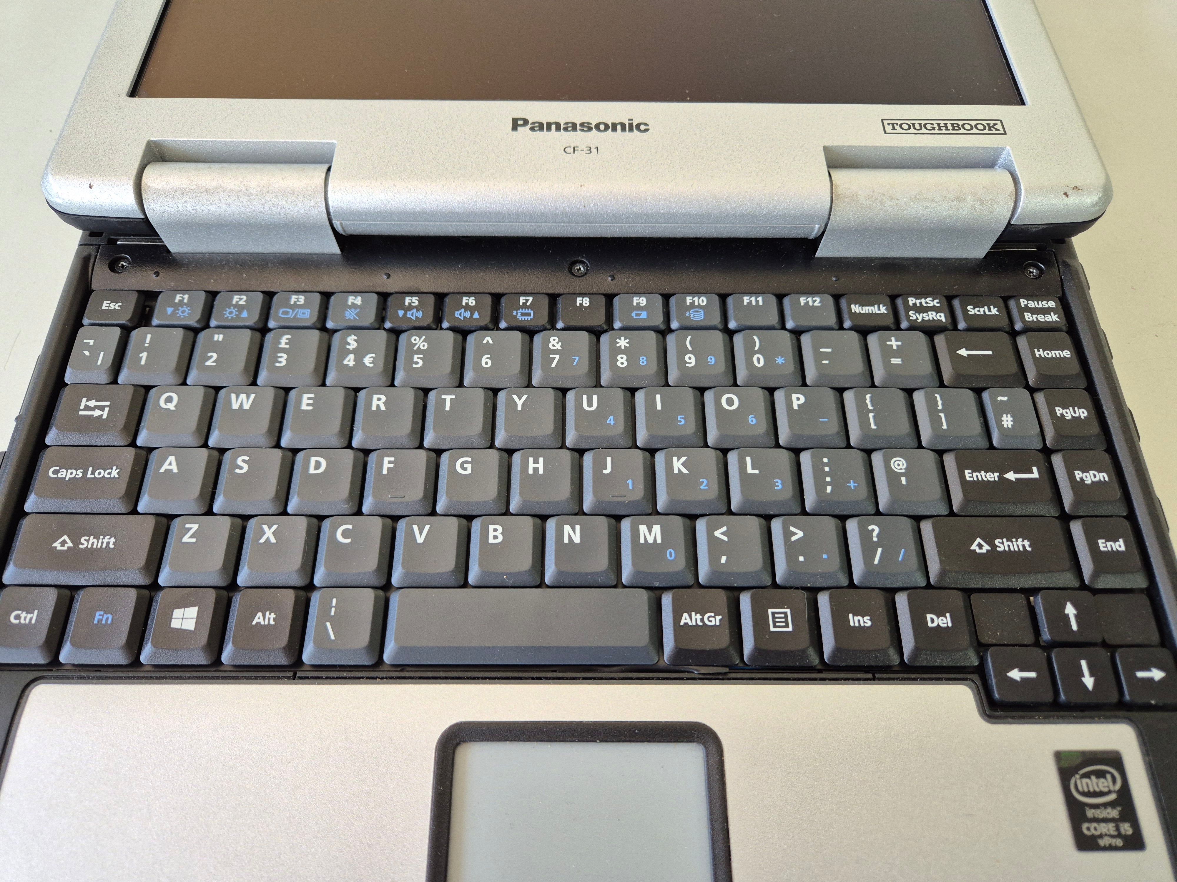 Panasonic ToughBook CF-31 500GB HDD 16GB RAM i5-5300U 2.3GHz Linux 13.1" USED
