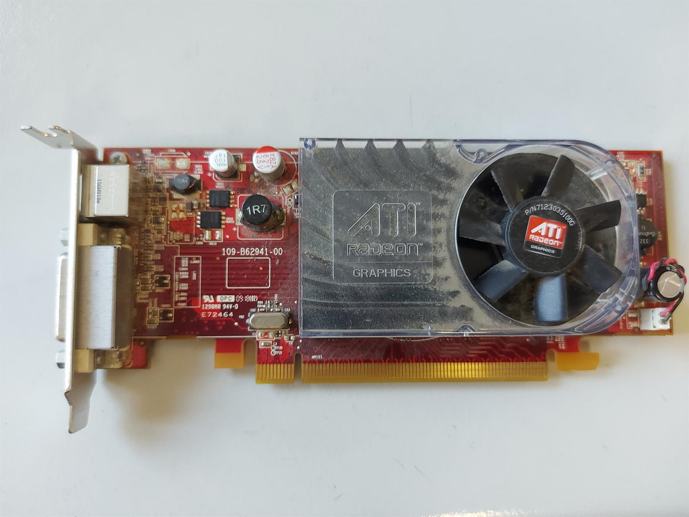 Red ATI Radeon Graphics video card (102B6290200 000001  0Y103D)