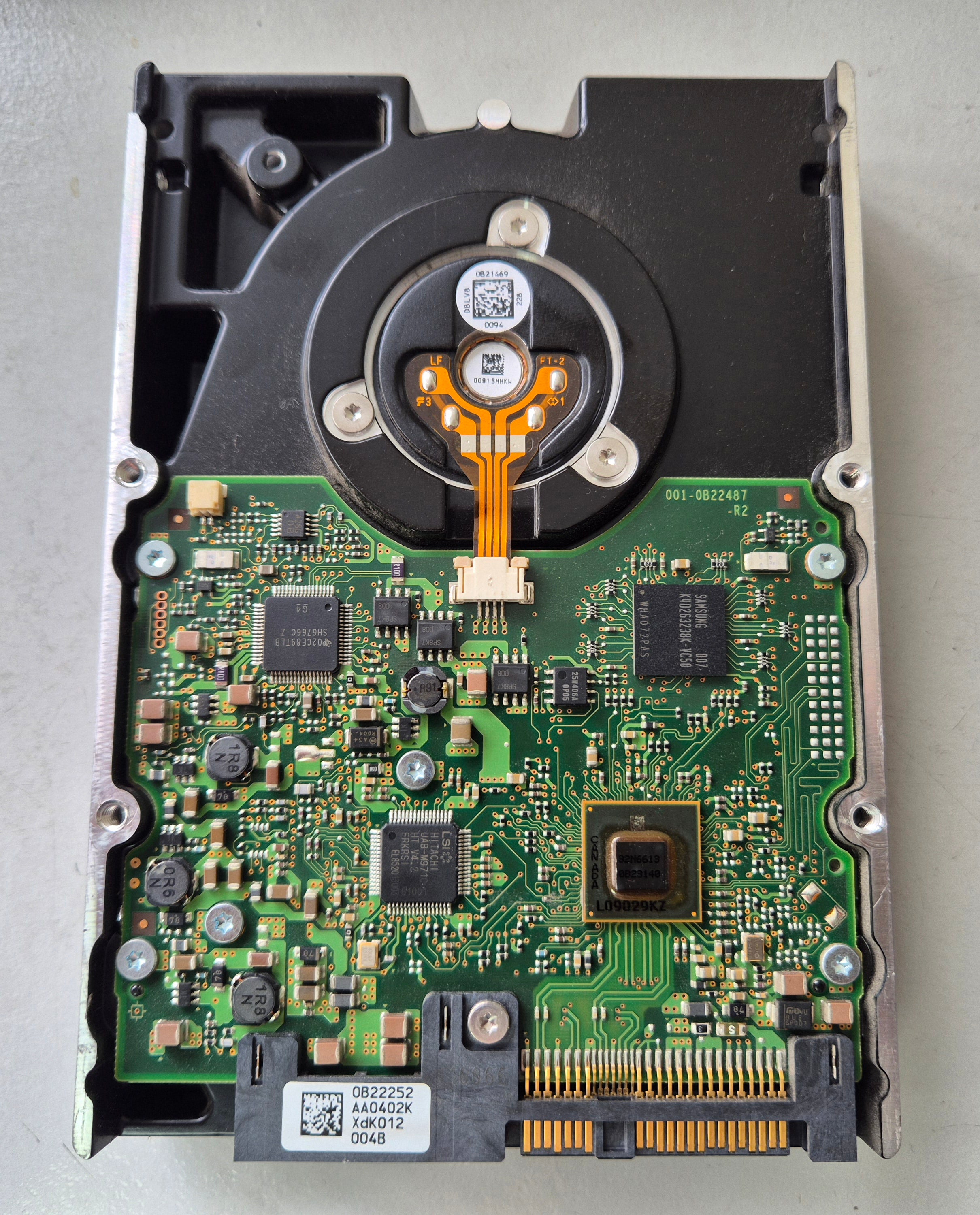 Hitachi Dell 147GB SAS 15Krpm 3.5in HDD ( 0B22178 HUS153014VLS300 0GX198 ) REF