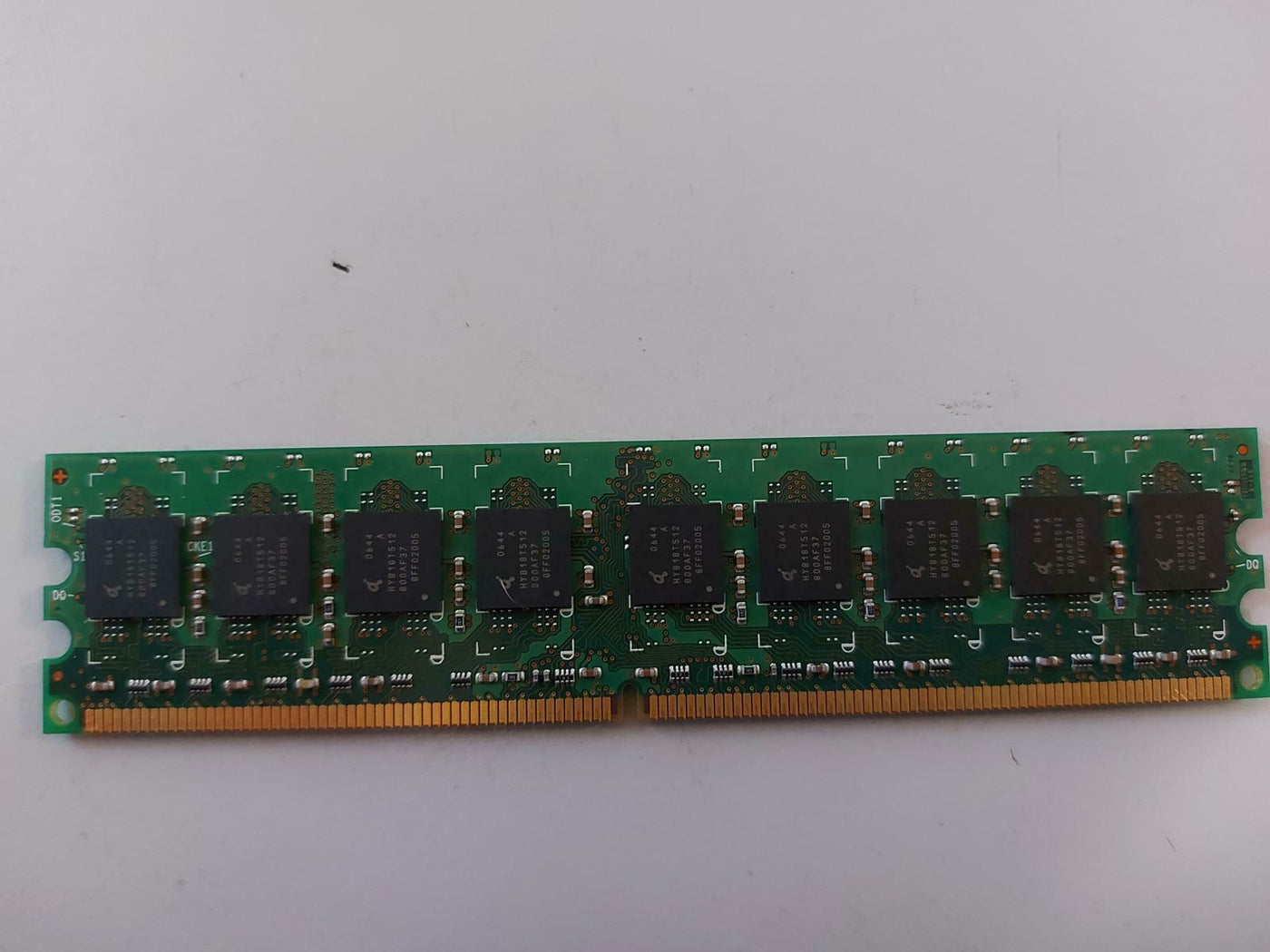 Qimonda 2GB DDR2-667MHz PC2-5300 ECC Registered CL5 240-Pin DIMM ( HYS72T256220HP-3S-B ) REF