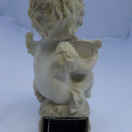 PR26255_BS122163_Premier cherub with solar white light - Image2