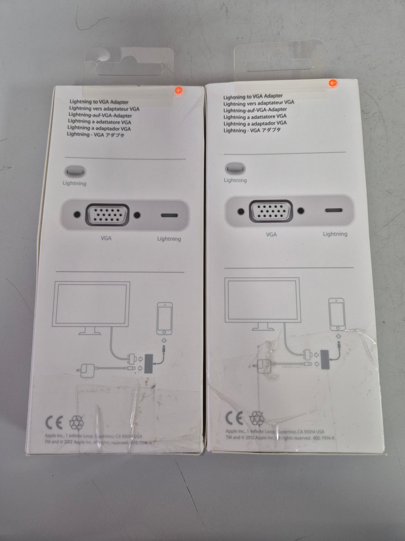 2x Apple A1439 Lightning to VGA Adapter ( MD825ZM/A ) NOB