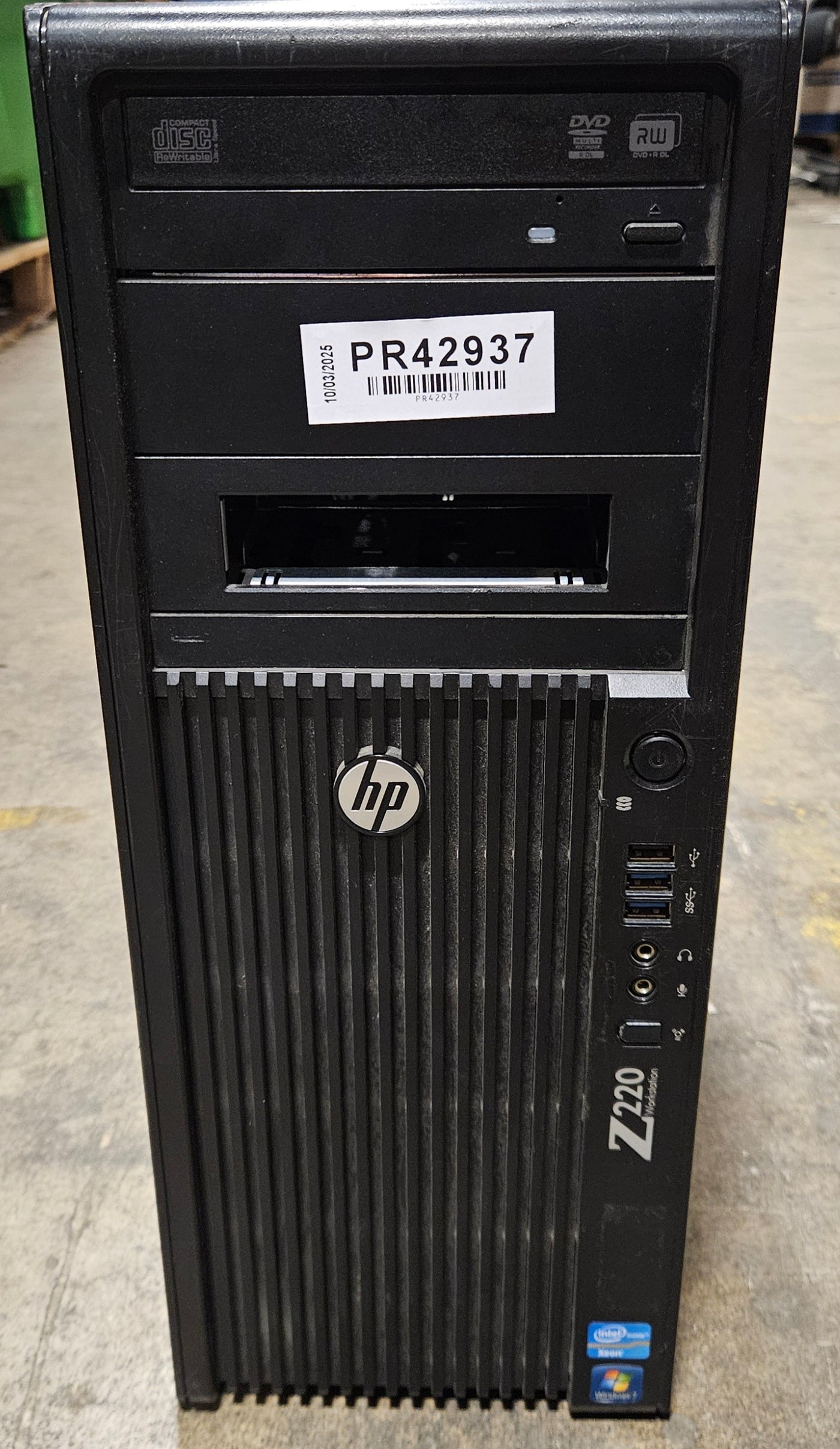HP Z220 CMT 4GB RAM Xeon E3-1240 3.4GHz NO HDD NO OS Dual DVI Nvidia Quadro FX WinXP Pro COA ( WM481ET#ABU ) USED