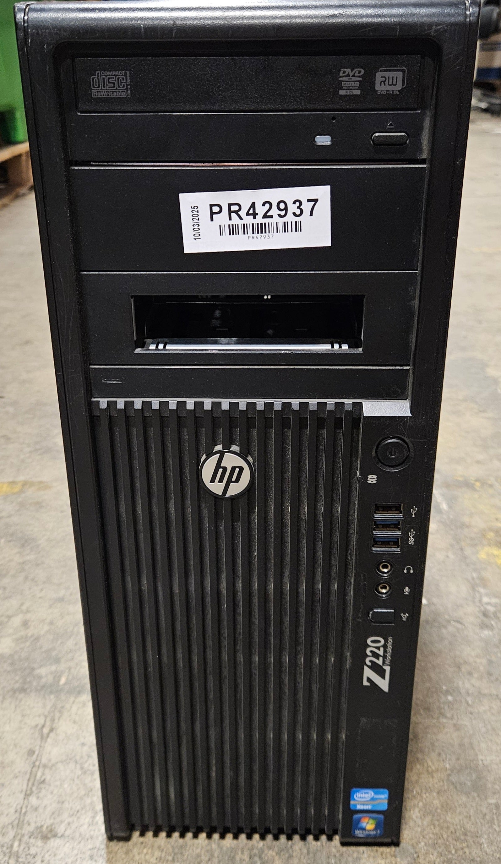 HP Z220 CMT 4GB RAM Xeon E3-1240 3.4GHz NO HDD NO OS Dual DVI Nvidia Quadro FX WinXP Pro COA ( WM481ET#ABU ) USED