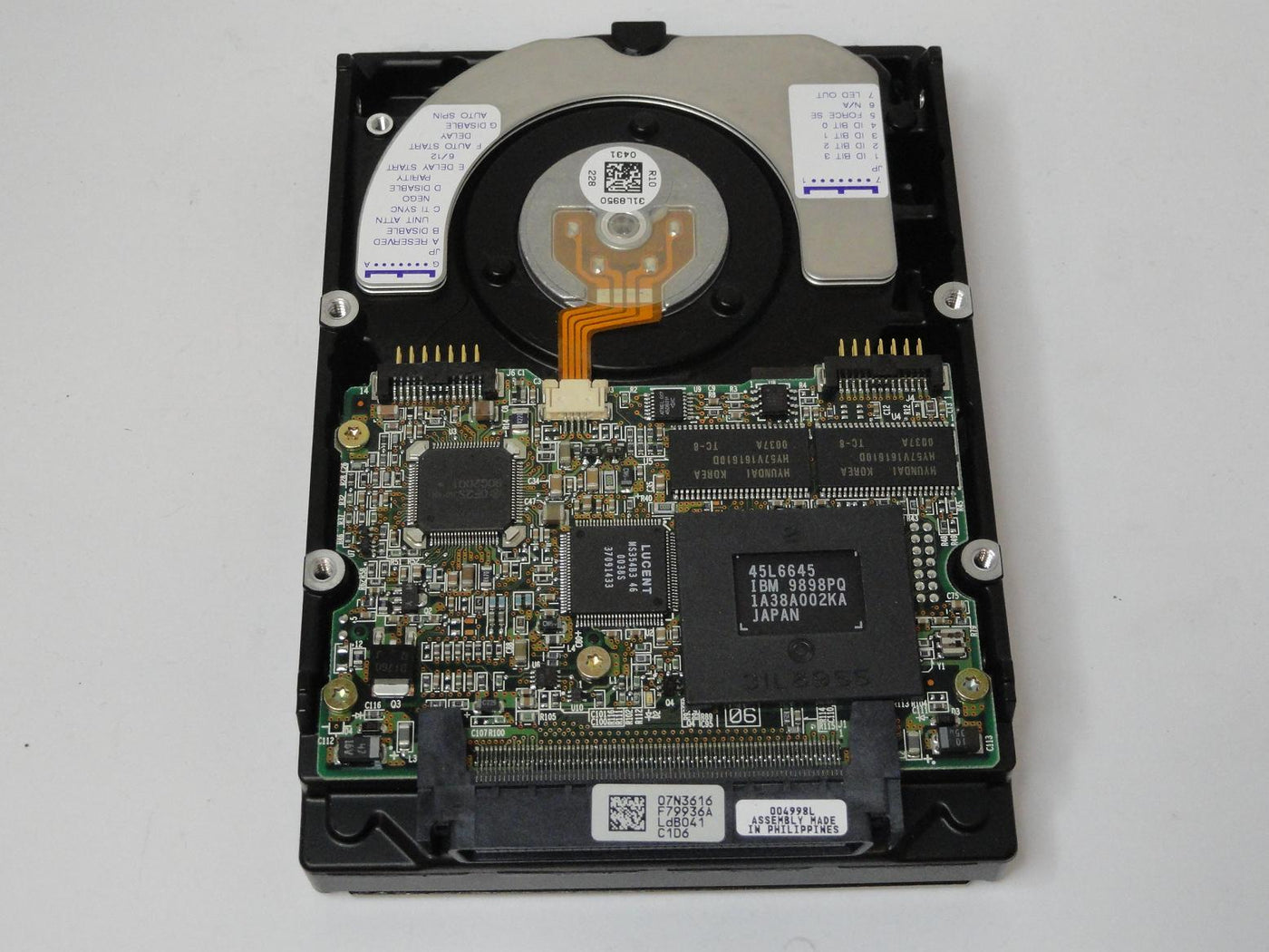MC2432_07N4655_IBM Compaq 9.1GB SCSI 80 Pin 10Krpm 3.5in HDD - Image2