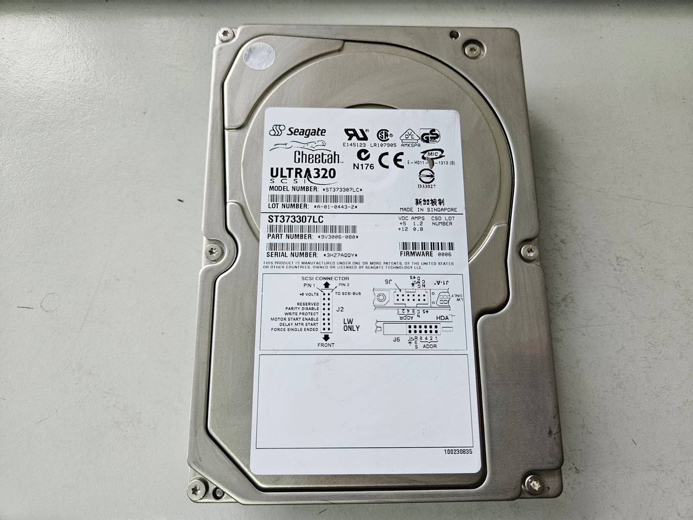 Seagate 73GB 10Krpm Ultra320 SCSI 3.5in HDD ( ST373307LC 9V3006-080 ) USED
