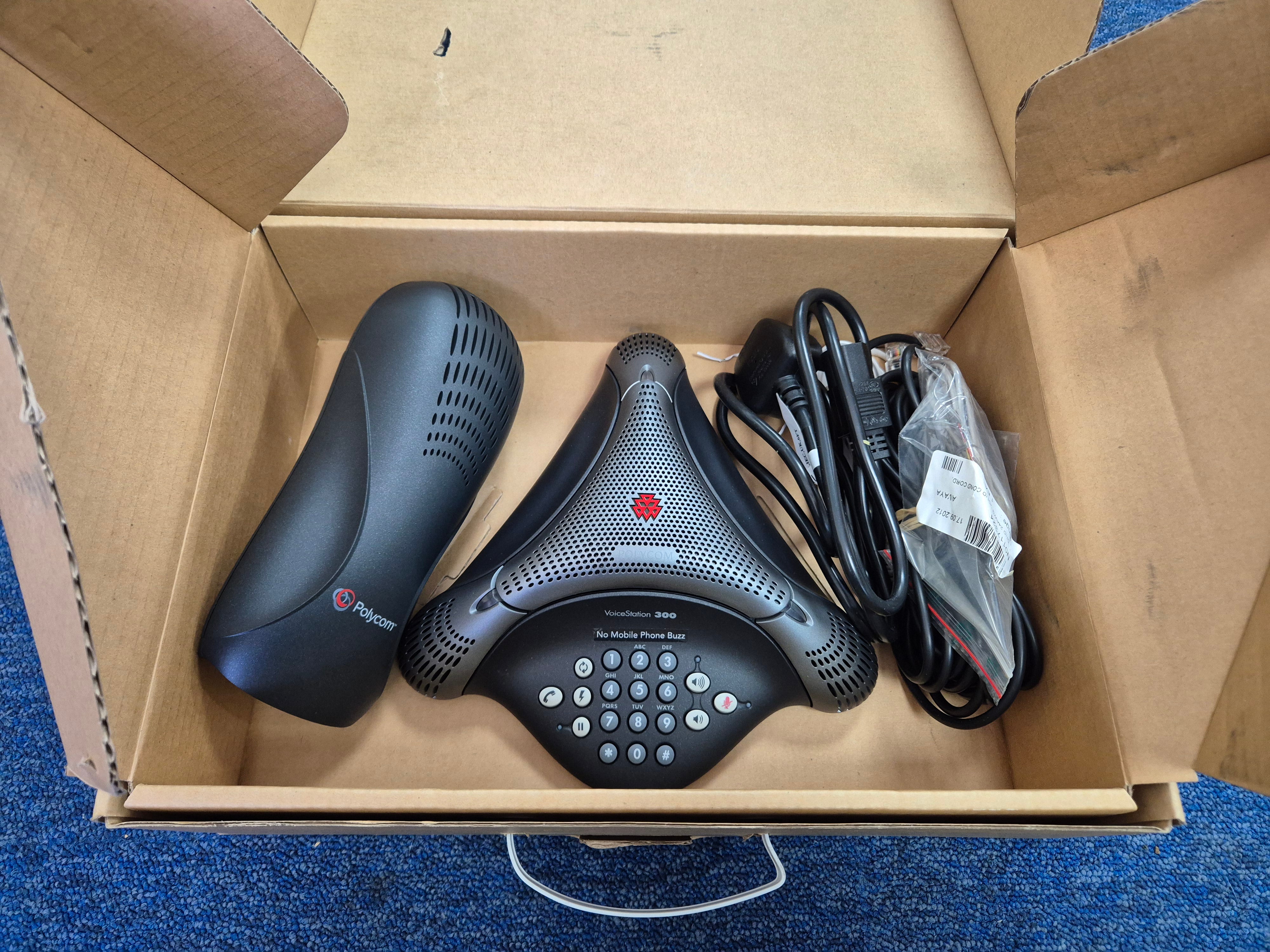 Polycom VS300 Full Duplex Conference Phone ( 2200-17910-102 ) USED