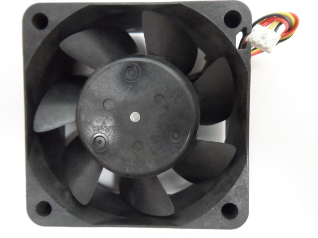 Nidec Beta SL D06T-24TG 27B 24V 0.08A DC Brushless Fan ( RH7-1271 D06T-24TG 27B ) USED
