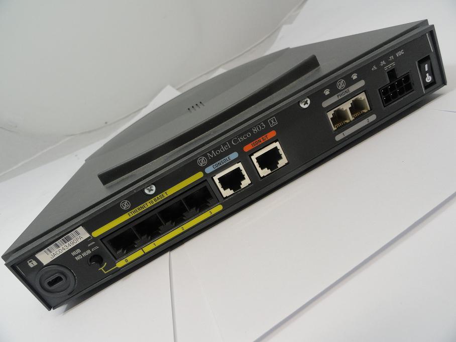Cisco 803 series ISDN Ethernet Router - Black ( CISCO 803 5B1USA-40030-XD-N PTC 231/99/004 I88-5005-B 5895014705260 Cisco )