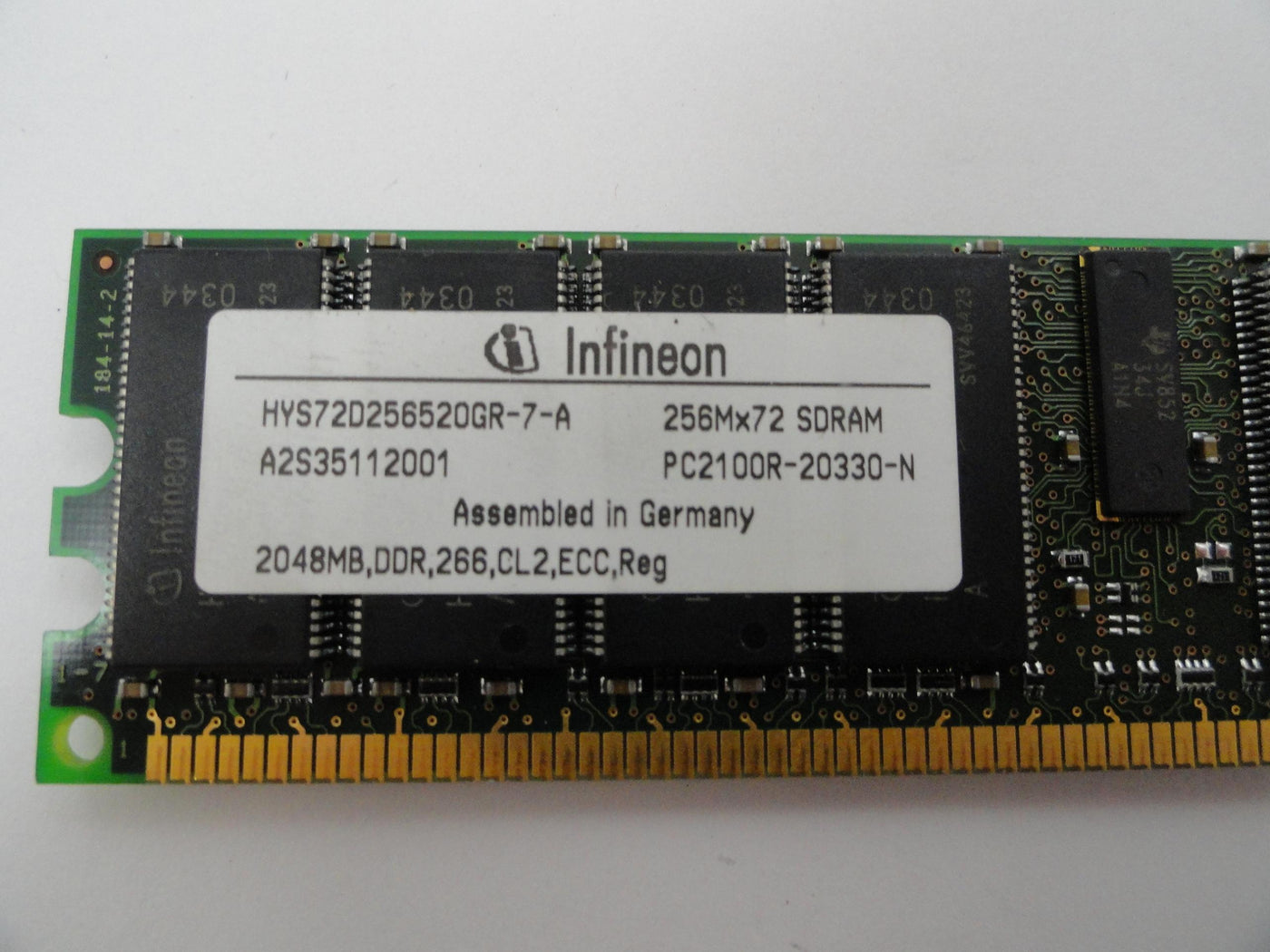 Infineon 2Gb DDR-266 PC2100R CL2 ECC Reg RAM ( HYS72D256520GR-7-A ) REF