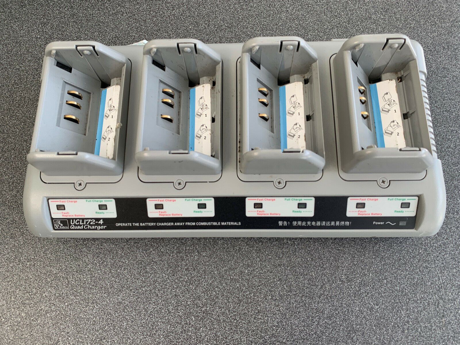 Zebra UCLI72-4 AT16305-8 Quad Charger  ( QL420 QL320 QL220 Used )