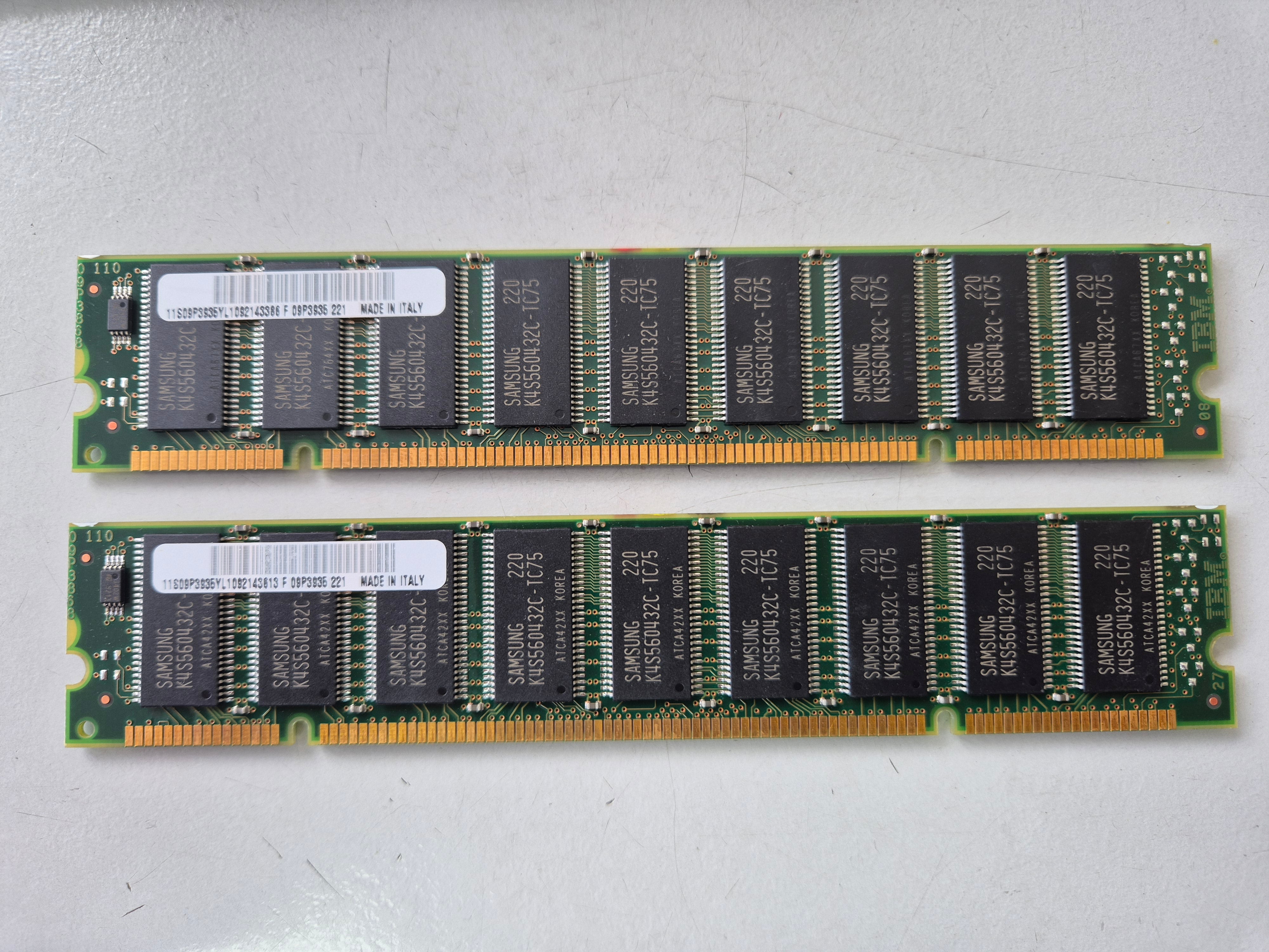 IBM 1024MB Kit (2 x 512MB) 100MHz PC100 Unbuffered ECC CL2 168 Pin DIMM Server Memory ( 09P3935 ) REF