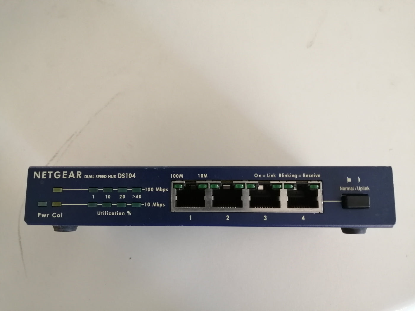 Netgear 4 Port 10/100Mbps Dual Speed Hub DS104 ( DS104 DS104  used, no psu )