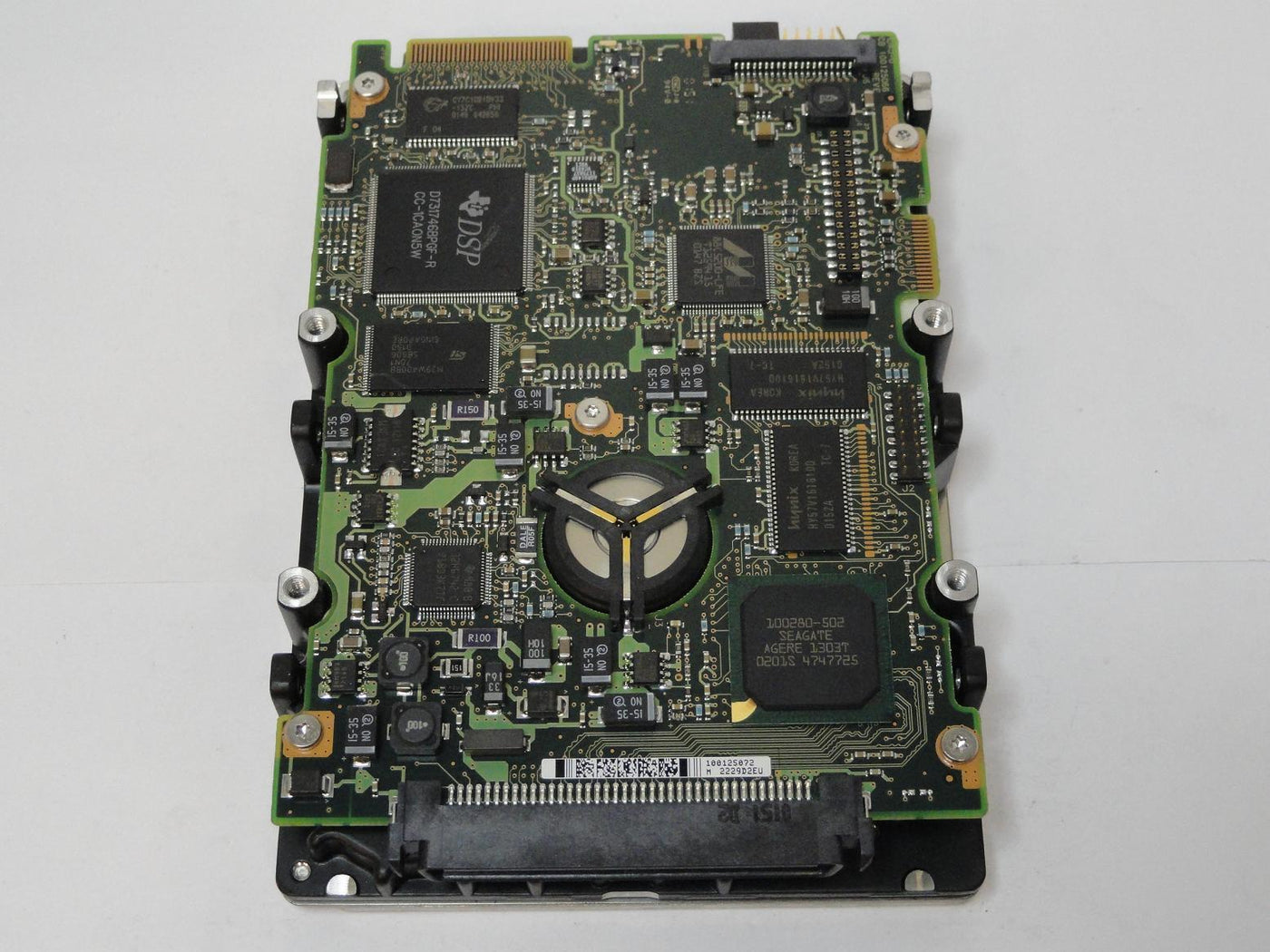 MC6727_9T5006-043_Seagate Dell 36.6GB SCSI 80 Pin 10Krpm 3.5in HDD - Image3