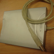 PR10991_YD-8U10_YE Data External USB Floppy Drive - Image3