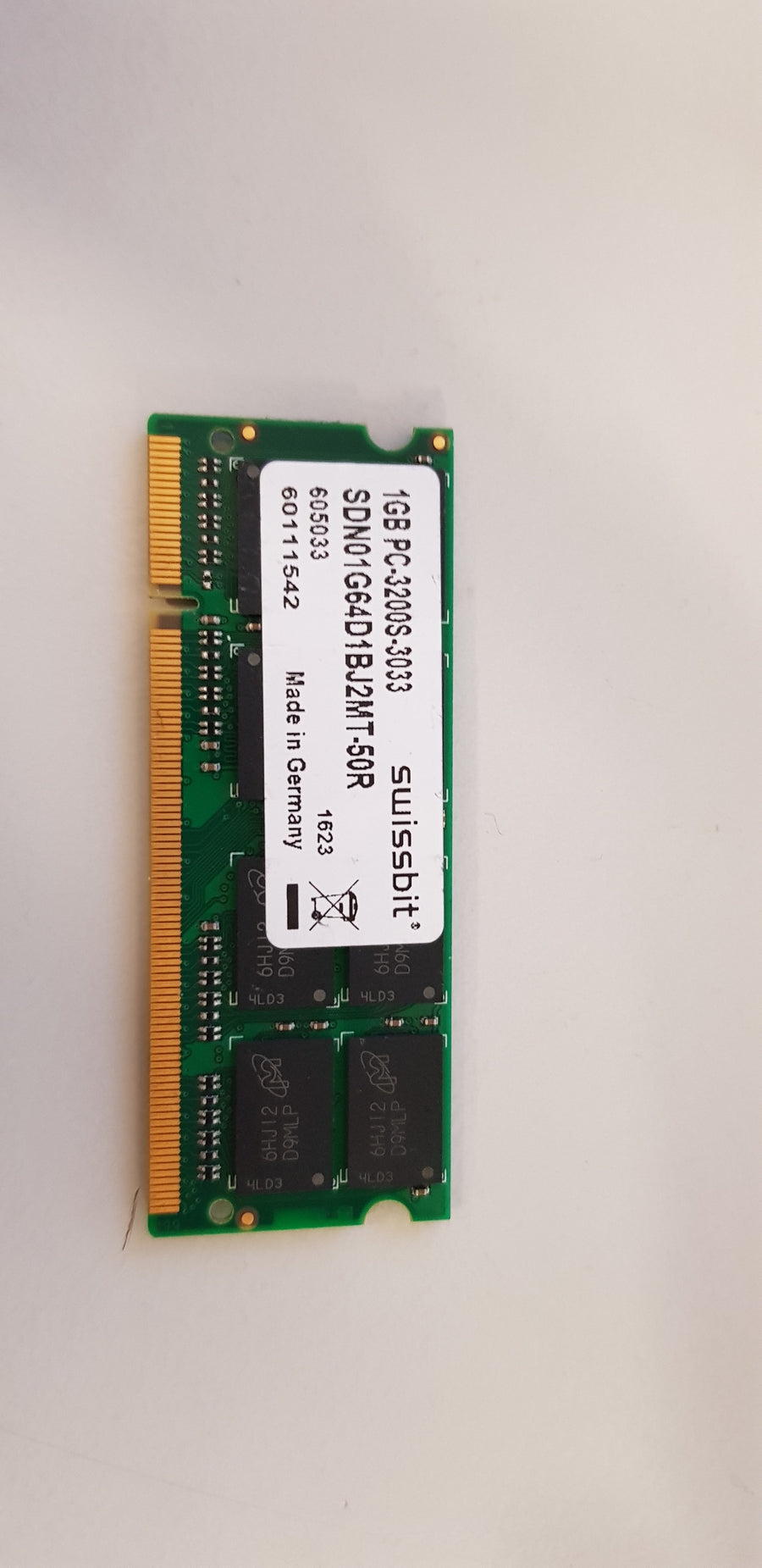 Swissbit 1GB PC 3200S DDR SDRAM 400MT/s 200-SODIMM Memory Module (SDN01G64D1BJ2MT-50R)
