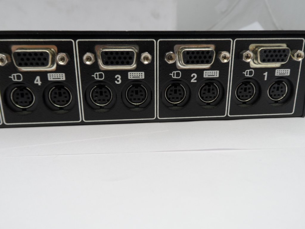 AdderView OSD 8-Port KVM Switch ( AV8OSDE Adderview )