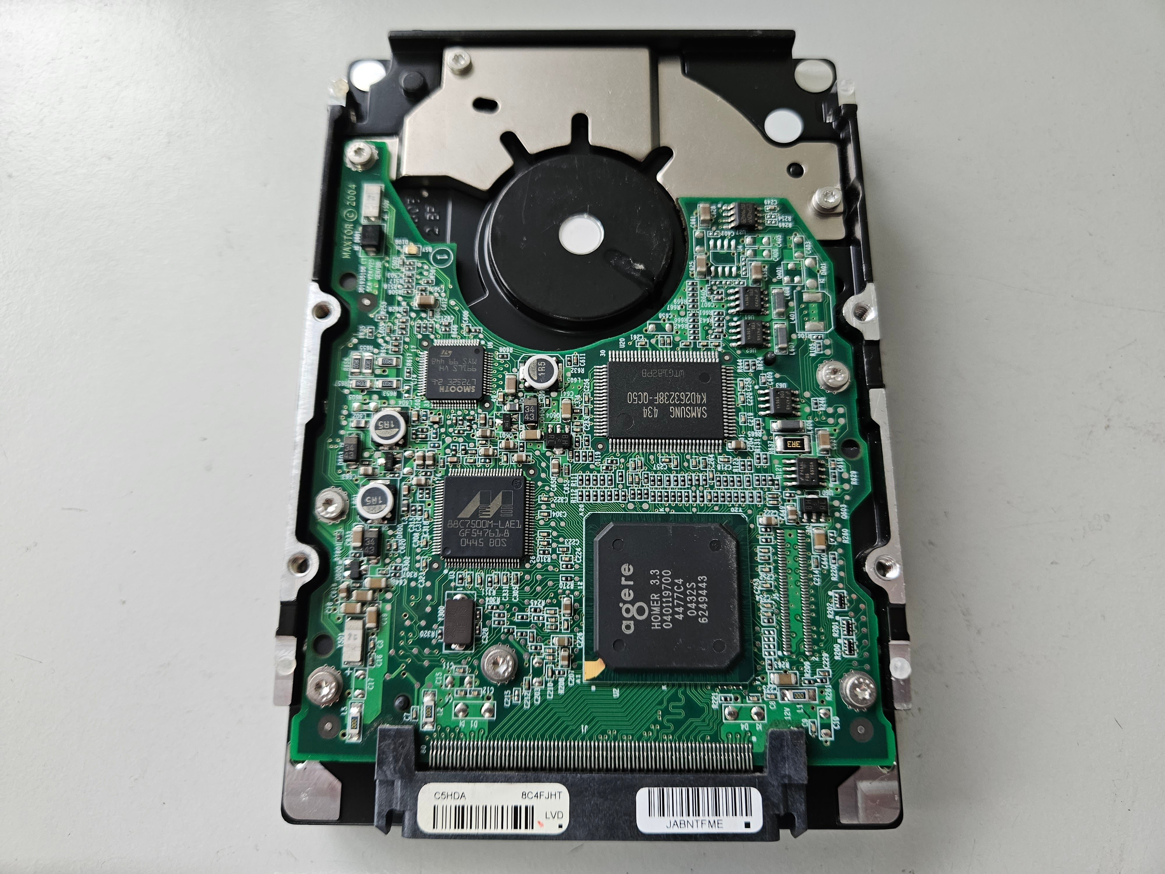 Maxtor Dell Atlas 10k V 146GB 10Krpm Ultra320 SCSI 3.5in HDD ( 8D147J0 0N4715 ) USED