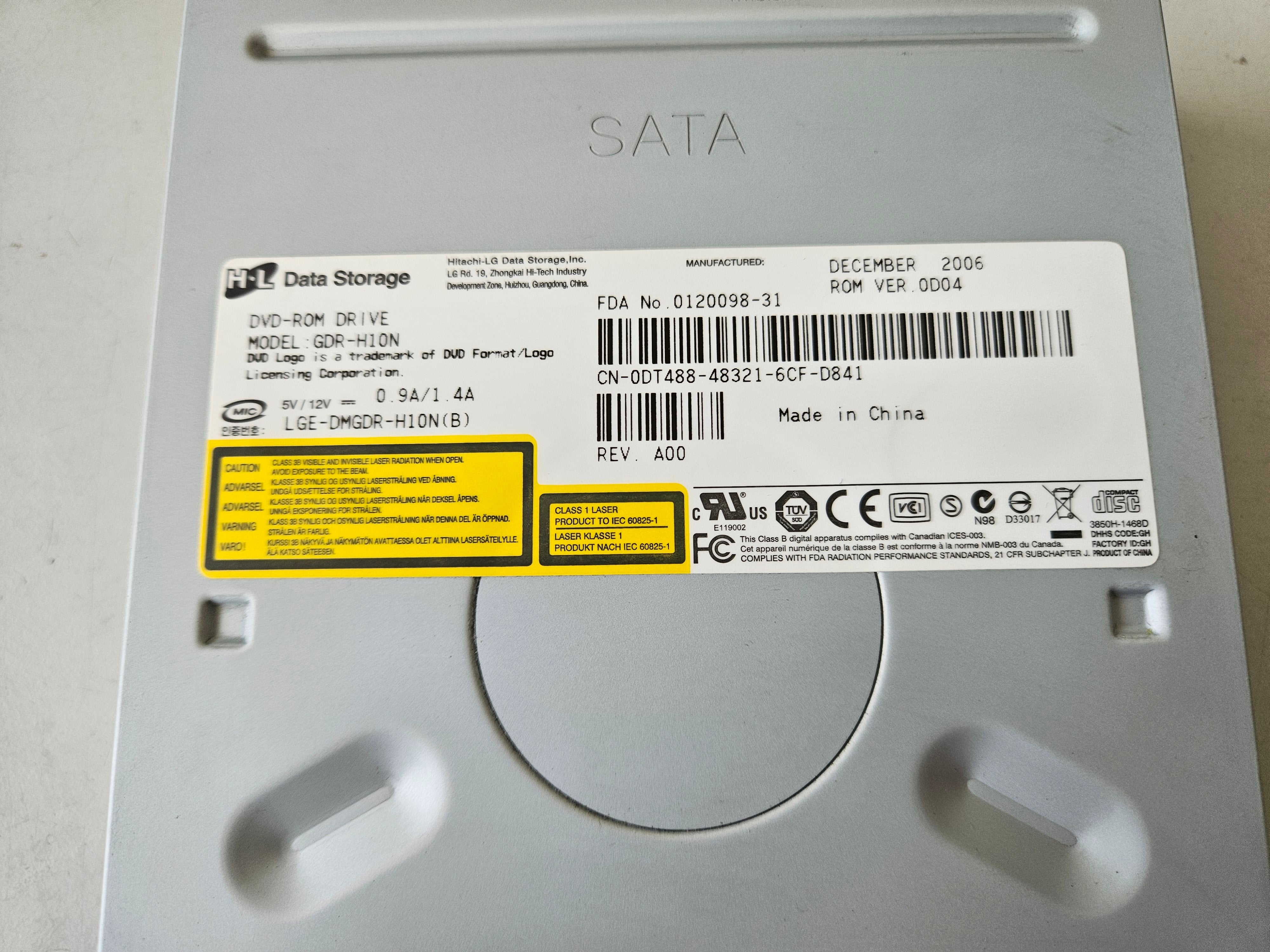 HL Data Storage Dell 16x SATA 5.25" DVD-ROM Drive ( GDR-H10N 0DT488 ) USED