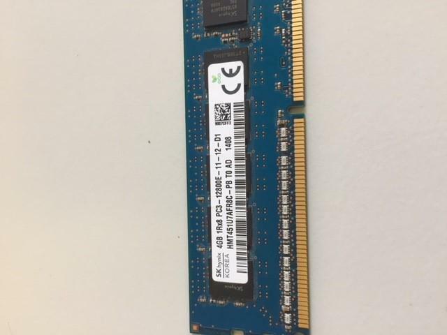 Hynix 4GB PC3-12800 DDR3-1600MHz ECC Unbuffered CL11 240-Pin DIMM ( HMT451U7AFR8C-PB-T0 ) REF