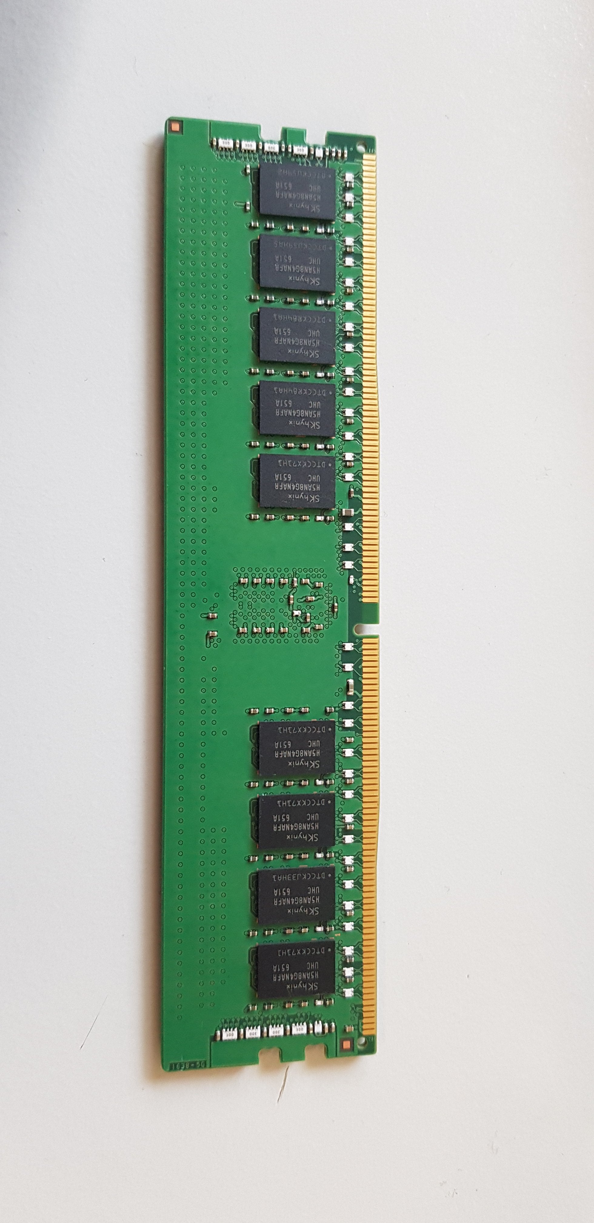 Hynix 16GB 1Rx4 PC4 288Pins DDR4 DIMM Memory Module (HMA82GR7AFR4N-UH)