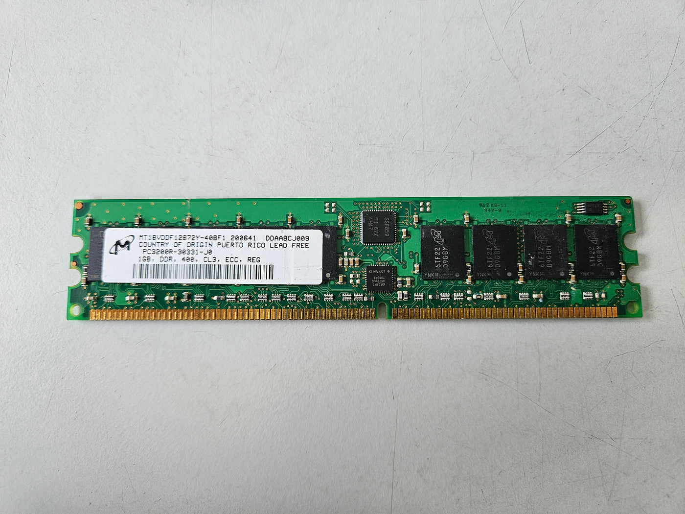 Micron 1GB DDR-400MHz PC3200 ECC Registered CL3 184-Pin DIMM ( MT18VDDF12872Y-40BF1 ) REF