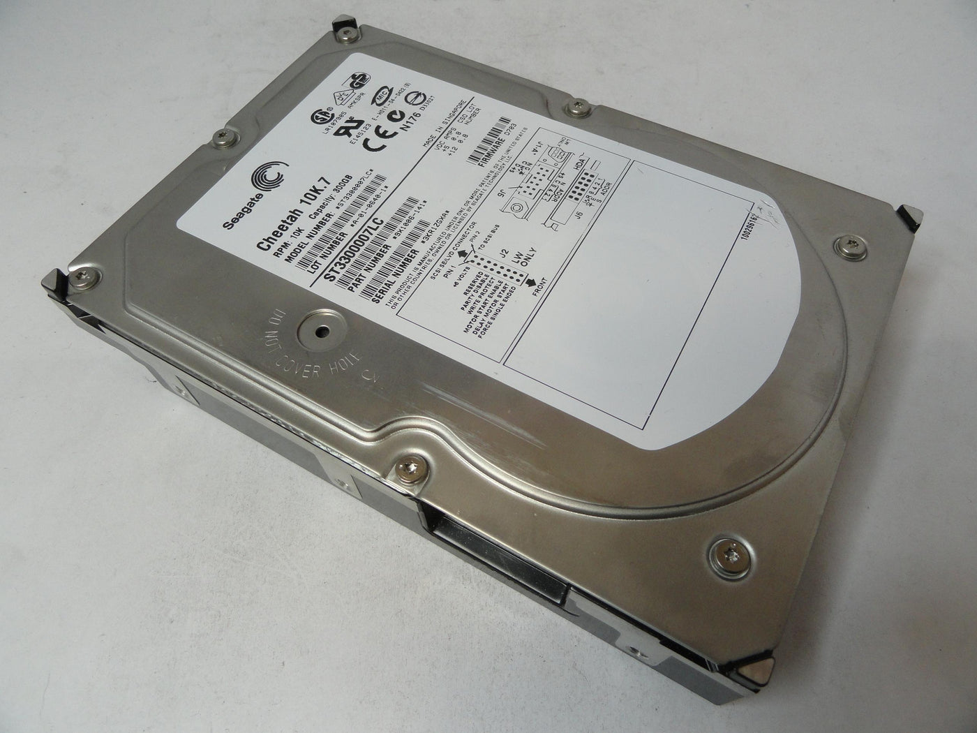 PR22013_9X1006-141_Seagate 300Gb SCSI 80 Pin 10Krpm 3.5in HDD - Image2