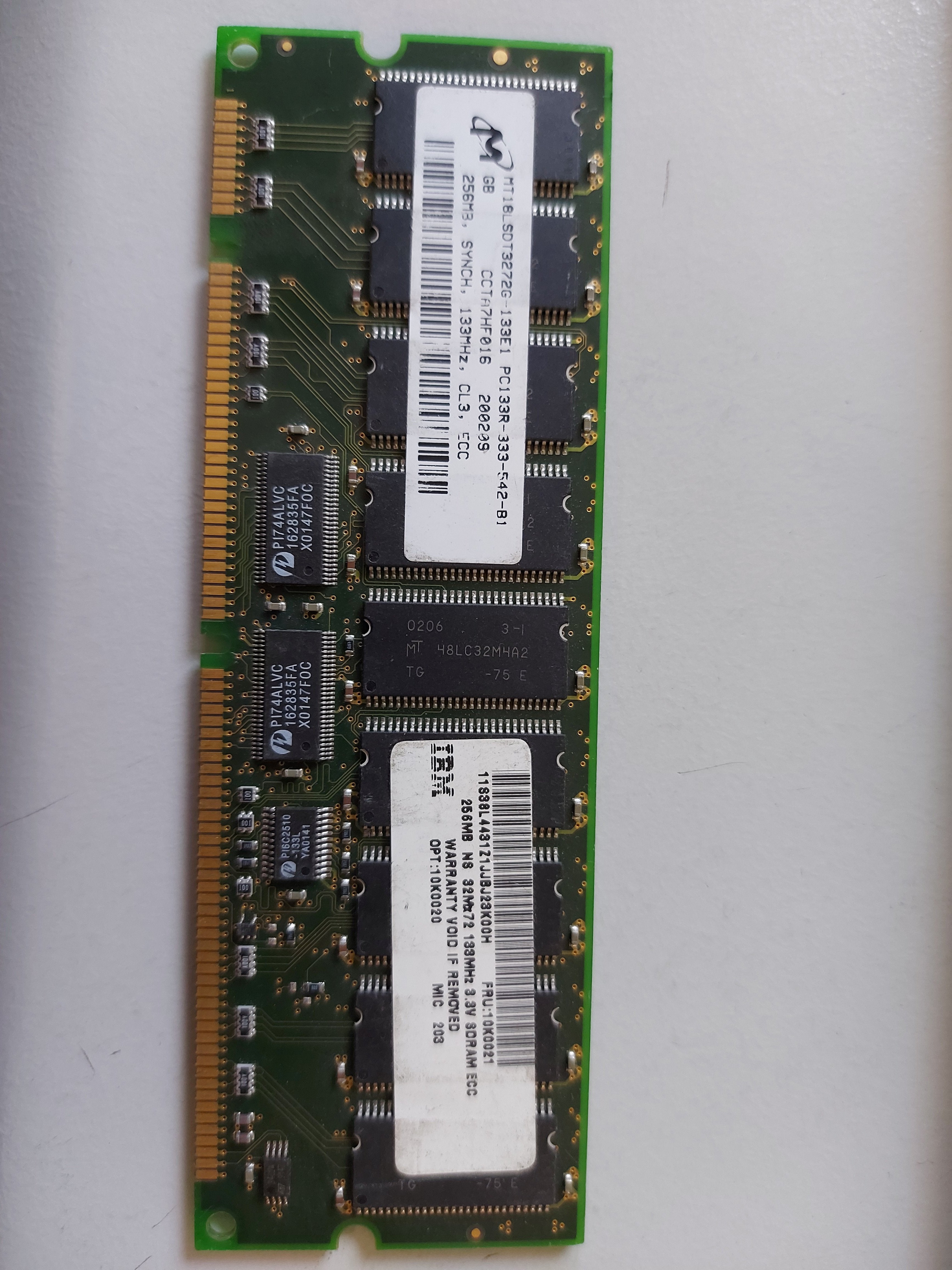 Micron/IBM 256MB 168p PC133 ECC Reg DIMM RAM SDRAM MT18LSDT3272G-133E1 10K0021