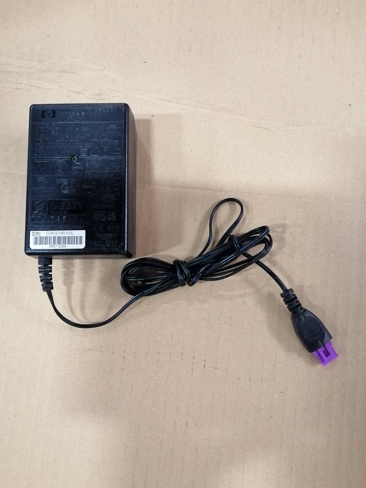 HP AC PRINTER ADAPTER IN 240V 800MA OUT32V 825MA ( 0957-2269  )