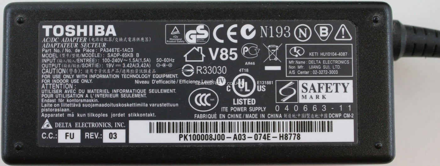 TOSHIBA Adapter ( SADP-65KB D USED )