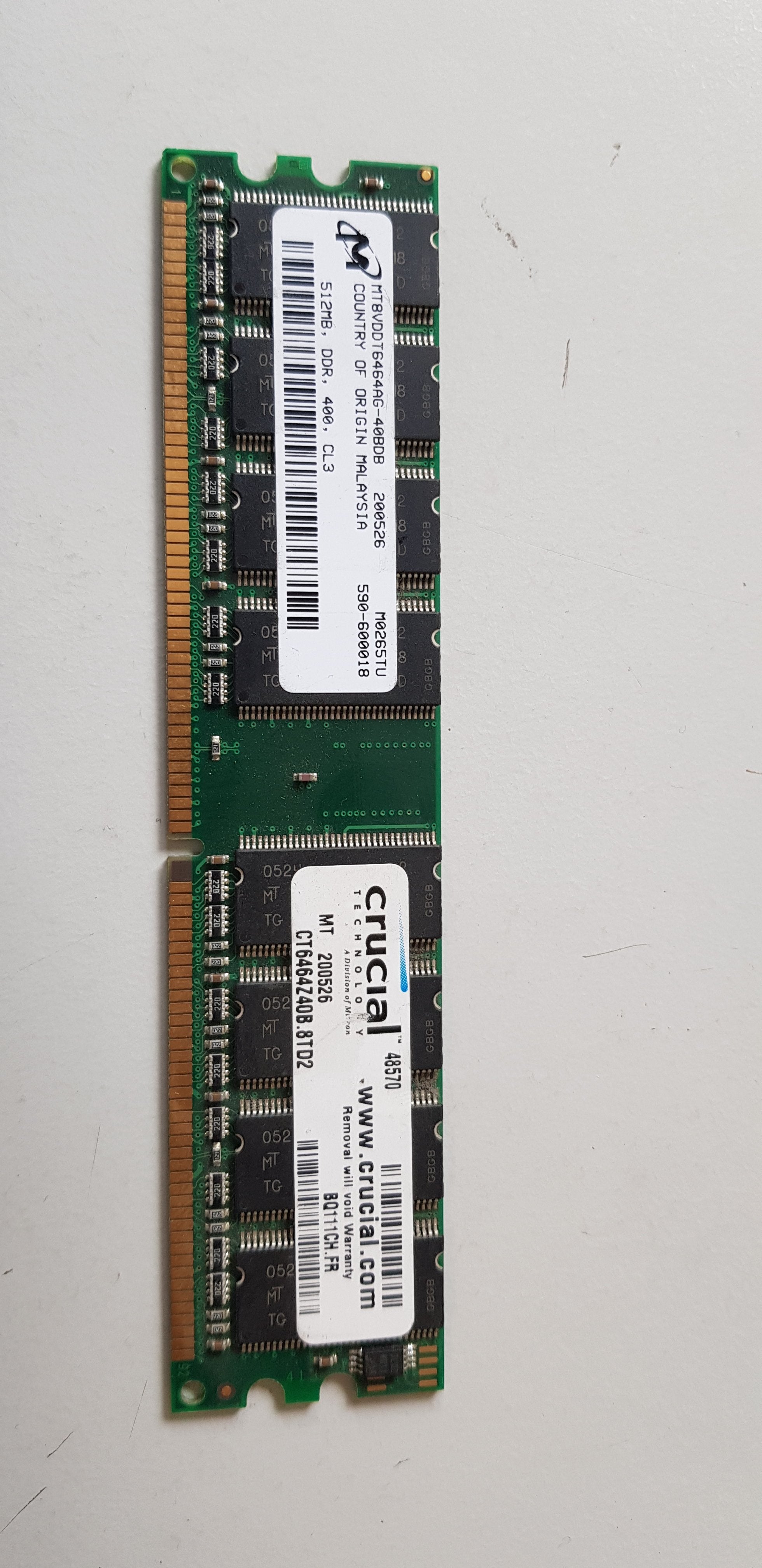 Micron Crucial 512MB PC3200 DDR-400MH 184-Pin DIMM ( MT8VDDT6464AG-40BDB CT6464Z40B.8TD2 ) REF