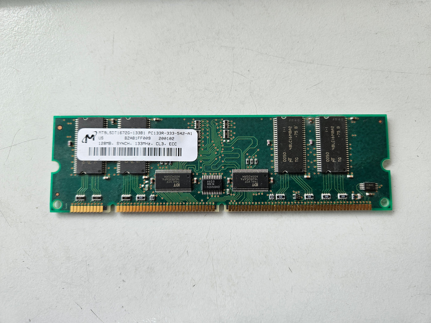 Micron 128MB 133MHz PC133 ECC Registered CL3 168-Pin SDRAM DIMM ( MT9LSDT1672G-133B1 ) REF