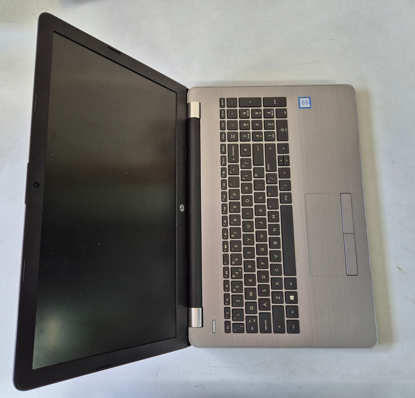 HP 250 G6 256GB SSD 8GB RAM i5-1135G7 2.4GHz NO OS 15.6" ( 1WY59EA#ABU ) SPR