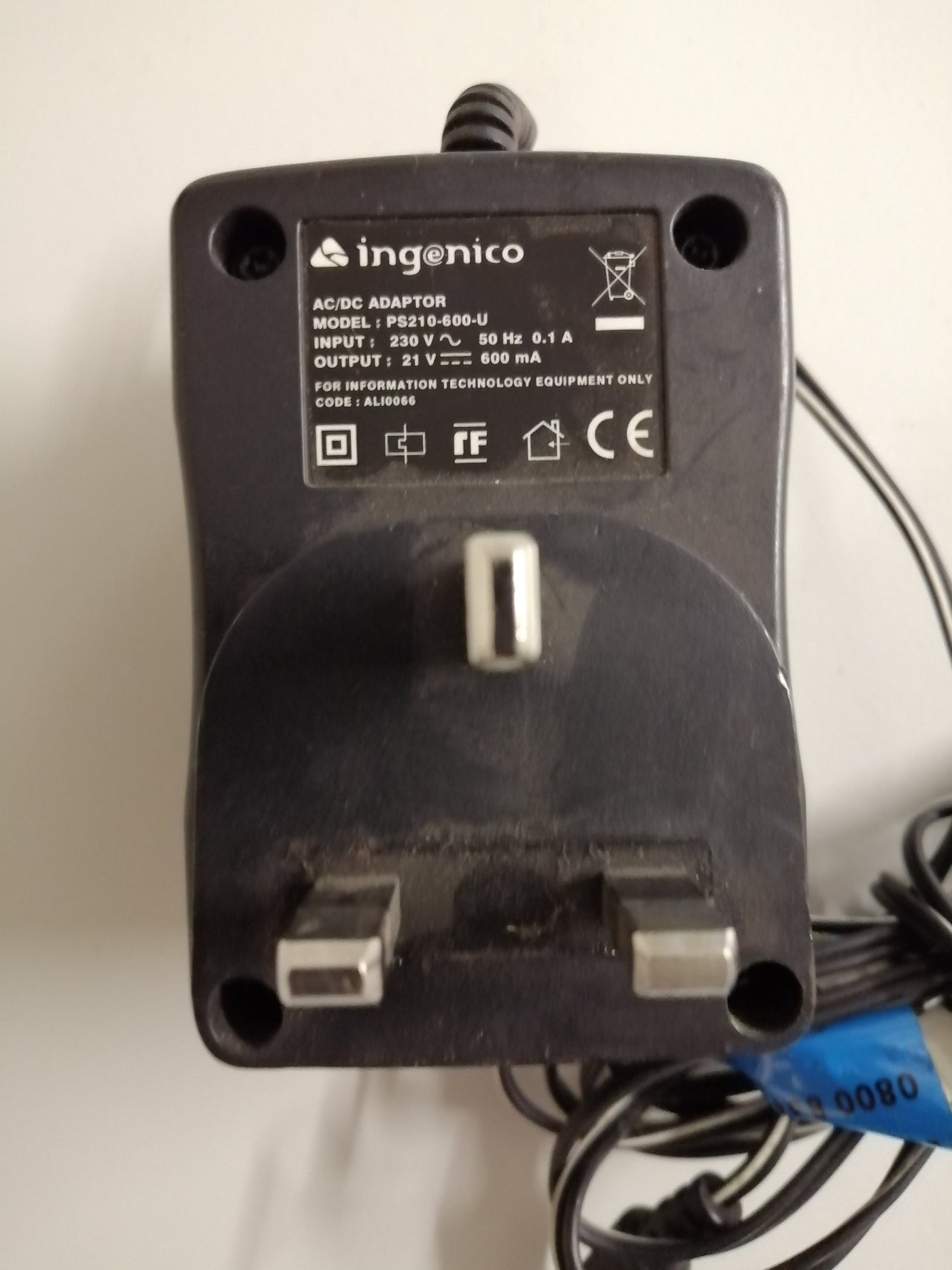 INGENICOAC/DC ADAPTOR  PS210-600-U IN 230 V OUT 21 V ( AL10066 used )
