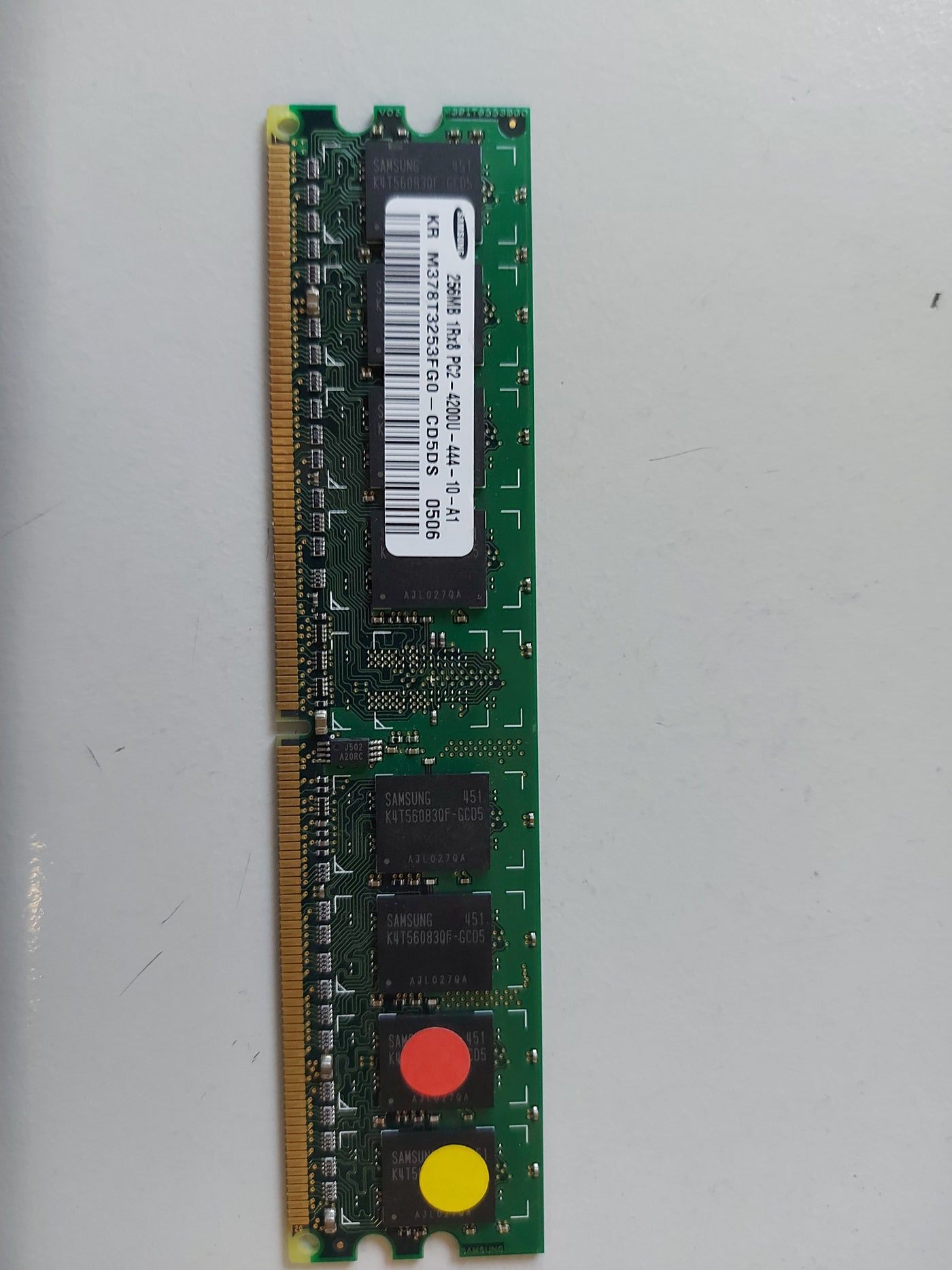 Samsung 256MB DDR2 PC24200 nonECC Unbuffered CL4 240P DIMM ( M378T3253FG0-CD5DS ) REF