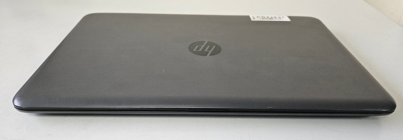 HP 250 G5 500GB SSD 8GB i5-6200U 2.3GHz Linux Mint 15.6" ( W4N26EA#ABU ) USED POOR BATTERY