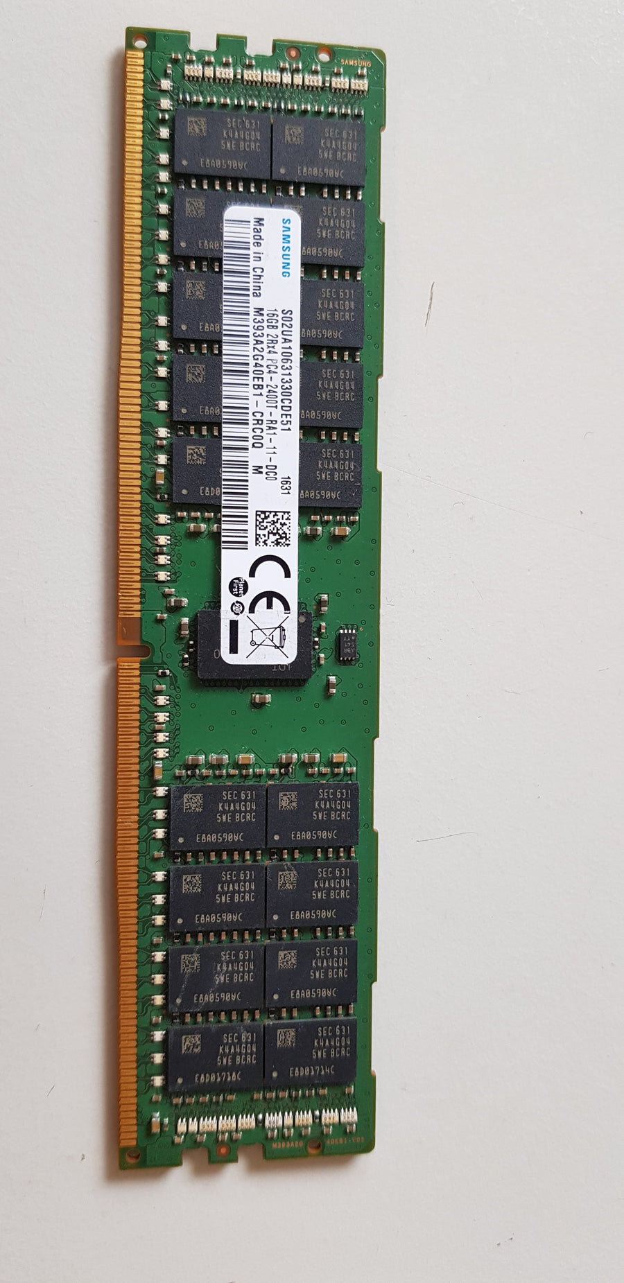 Samsung 16GB PC4-19200 DDR4-2400MHz ECC Registered CL17 288-Pin DIMM Module (M393A2G40EB1-CRC0Q)