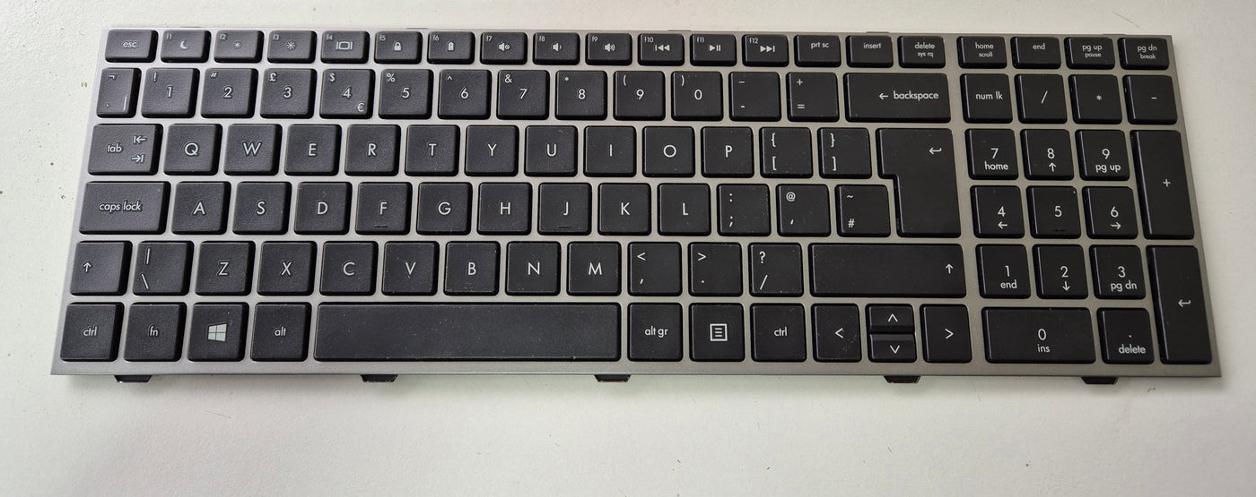 HP ProBook 4540s QWERTY replacement keyboard ( 702237-031 ) USED