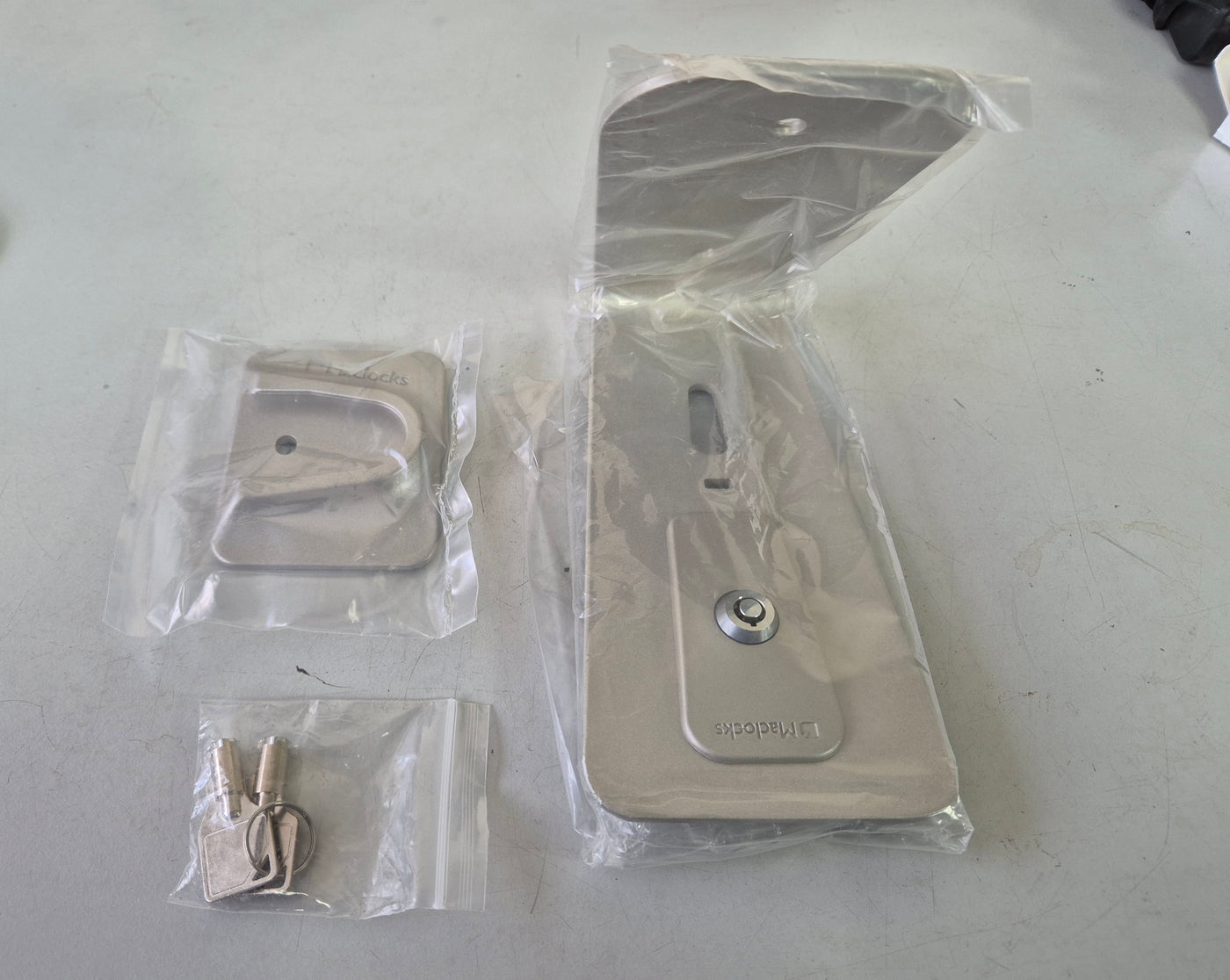 Compulocks HoverTab Lockable Universal Stand ( HOVERTAB ) NEW