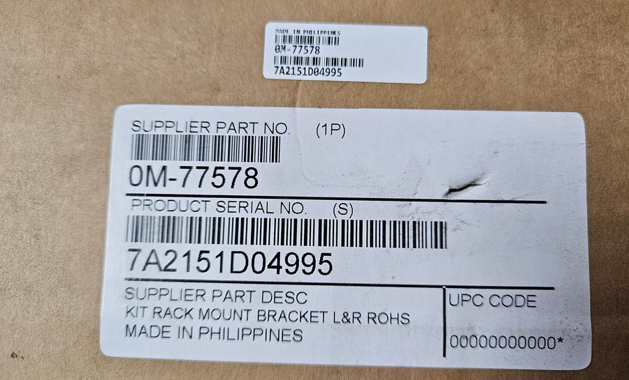 APC Rack Mount bracket L&R - no screws ( 0M-77578 ) USED
