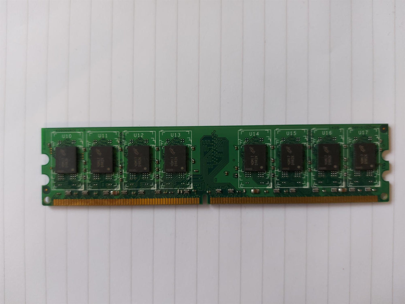 Crucial 2GB PC2-6400 DDR2-800MHz non-ECC Unbuffered CL6 240-Pin DIMM Dual Rank Memory Module (CT25664AA800.M16FM)