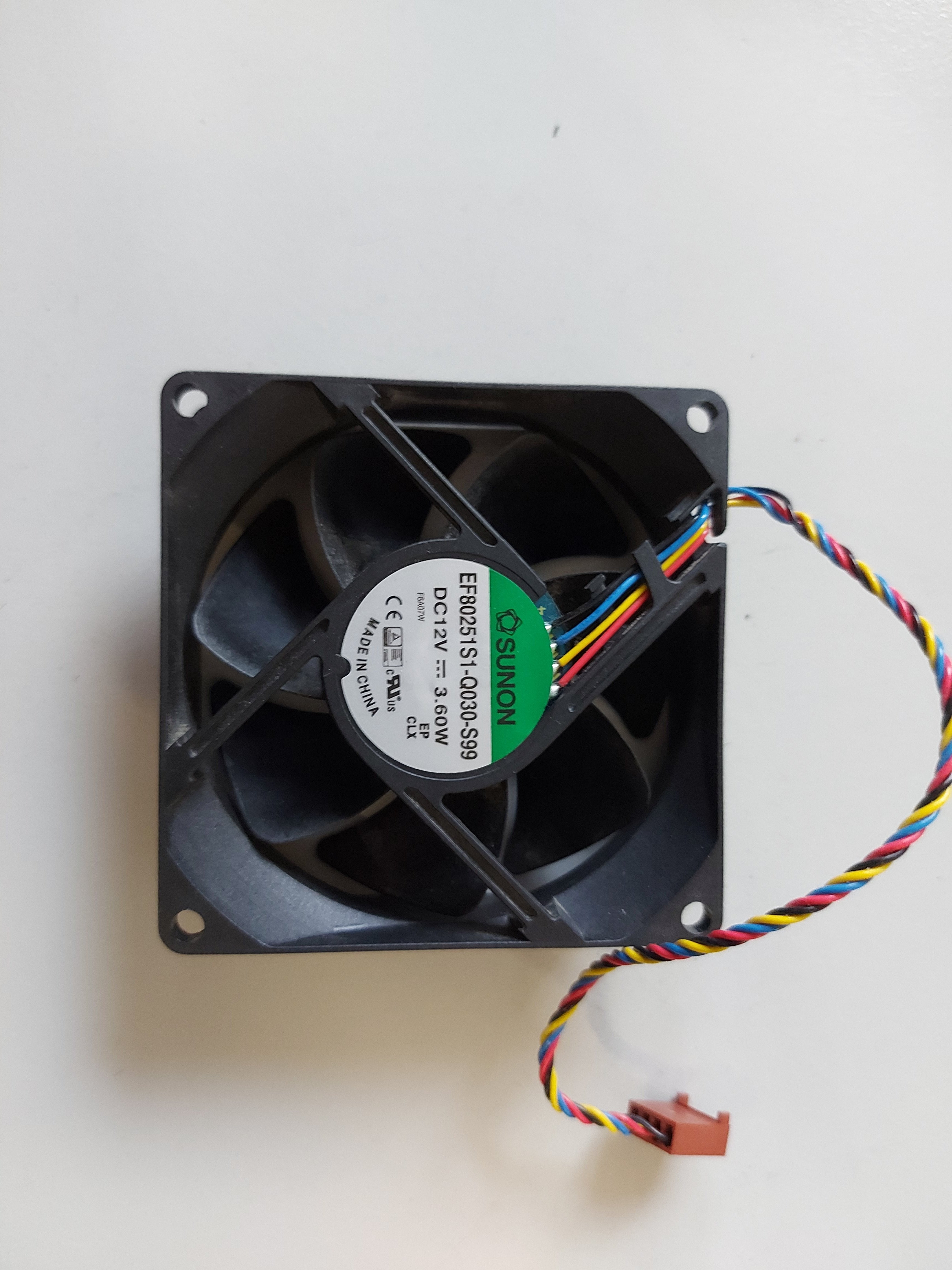 Sunon Server - Square Fan 12V3.60W (EF80251S1-Q030-S99)