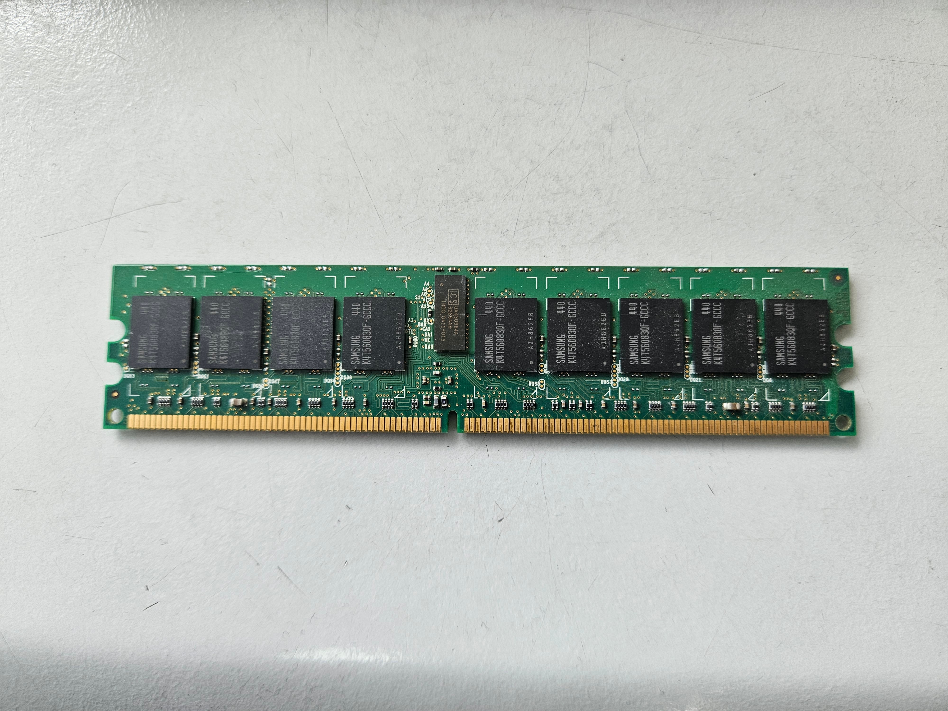 Samsung 512MB DDR2-400MHz PC2-3200 CL3 240-Pin RDIMM ( M393T6453FG0-CCC ) REF